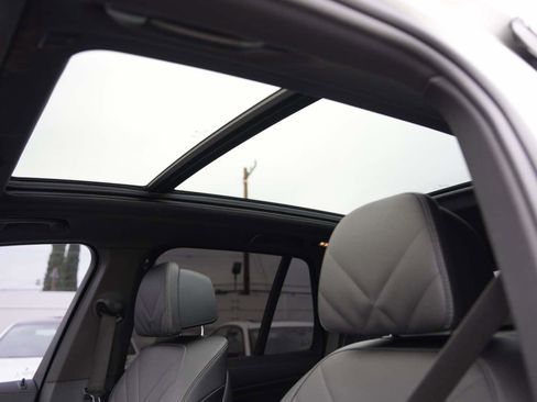 Certified 2024 BMW X5 xDrive50e w/ M Sport Package image 17