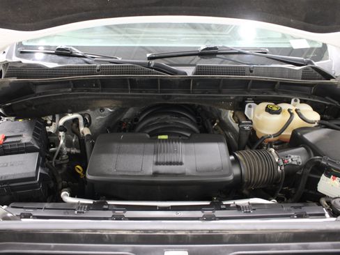 Used 2023 GMC Sierra 1500 SLE AWD/4WD image 39