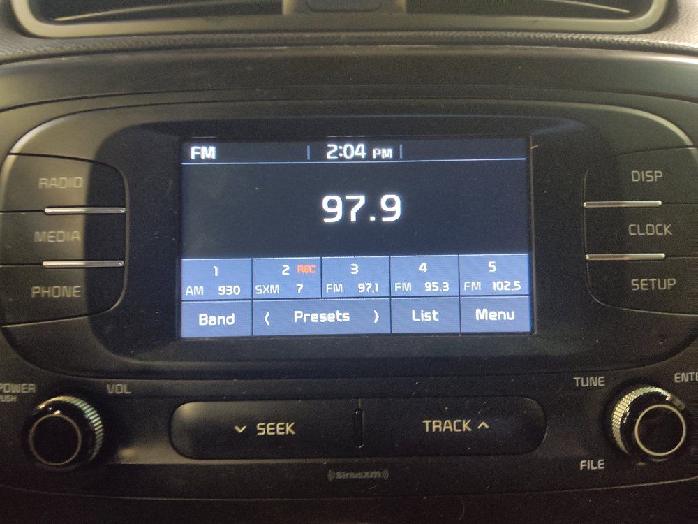 Used 2017 Kia Soul + FWD image 25