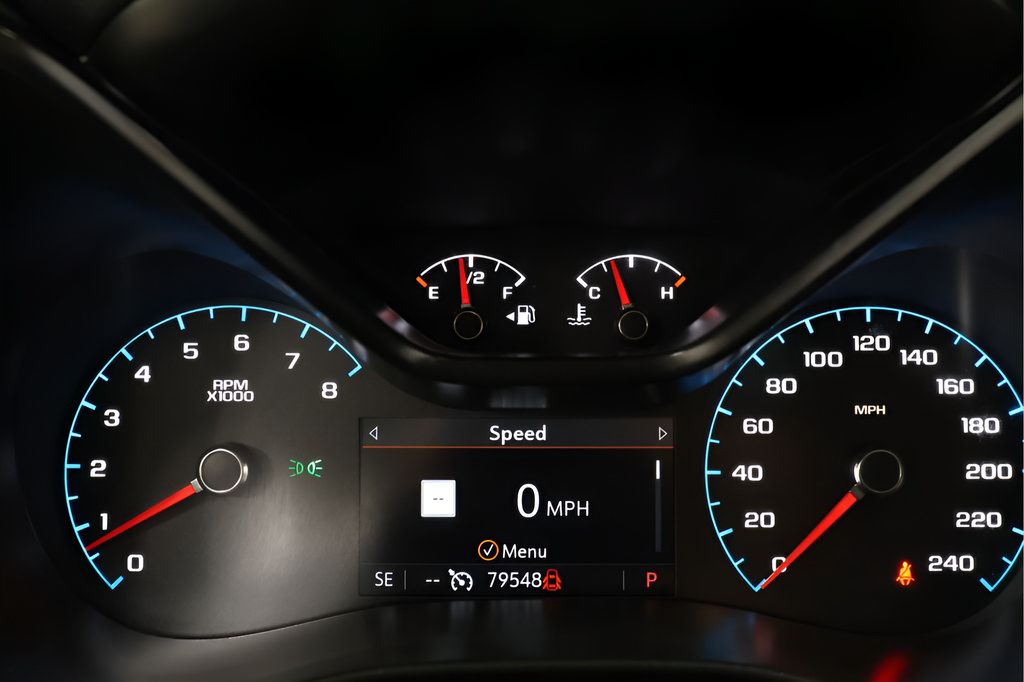 Used 2022 GMC Canyon Elevation w/ Elevation Premium Package AWD/4WD image 14
