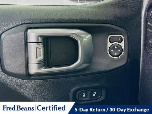 Used 2022 Jeep Wrangler Unlimited Rubicon w/ Safety Group image 20