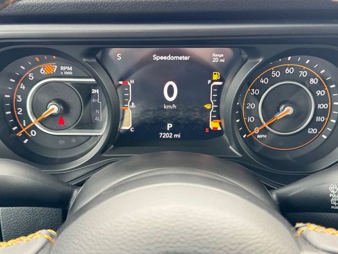 Used 2024 Jeep Wrangler Unlimited Sport AWD/4WD image 21