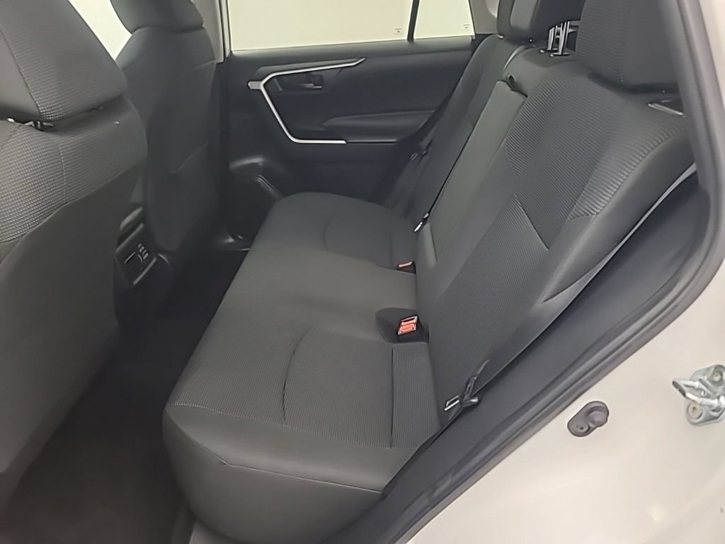 Used 2025 Toyota RAV4 LE AWD/4WD image 21