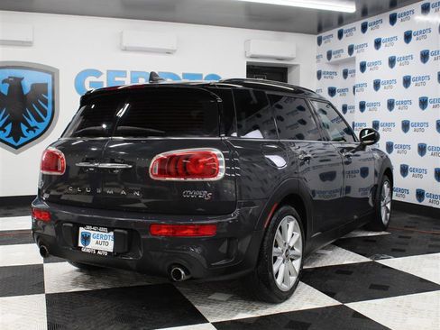 Used 2017 MINI Cooper Clubman S image 4