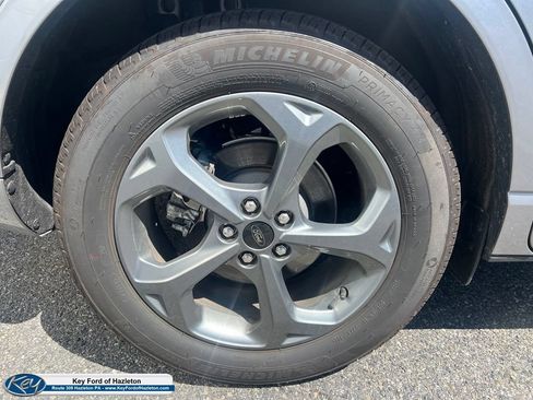 Used 2024 Ford Escape ST-Line w/ Equipment Group 301A FWD image 7
