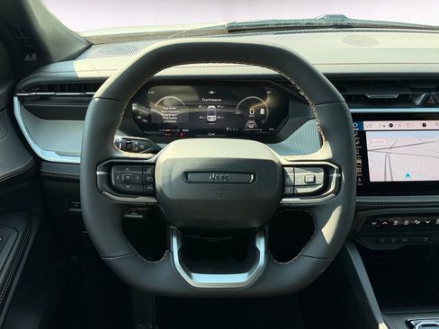 New 2026 Jeep Cherokee Limited AWD/4WD image 12