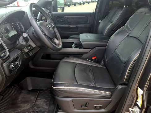 Used 2024 RAM 3500 Limited AWD/4WD image 20