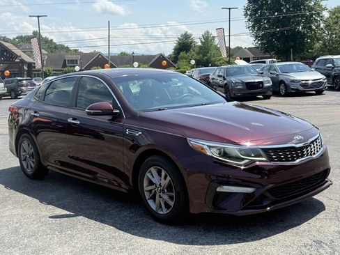 Used 2020 Kia Optima LX image 1