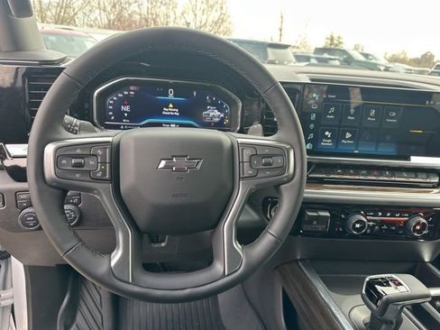 New 2025 Chevrolet Silverado 1500 LT Trail Boss w/ Convenience Package II image 12