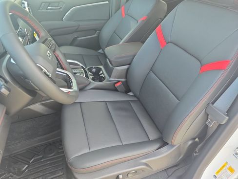 New 2026 Chevrolet Colorado Z71 w/ Technology Package AWD/4WD image 15
