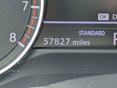 Used 2024 Nissan Pathfinder SV FWD image 30