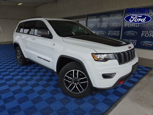 Used 2020 Jeep Grand Cherokee Trailhawk AWD/4WD image 1