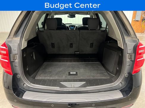 Used 2017 Chevrolet Equinox LT AWD/4WD image 11