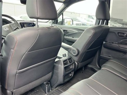 Used 2022 Honda Passport TrailSport image 21