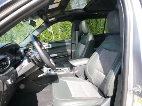 Used 2022 Ford Explorer Timberline image 16