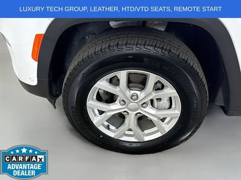 Used 2023 Jeep Grand Cherokee Limited w/ Luxury Tech Group II AWD/4WD image 29