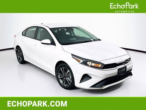 Used 2024 Kia Forte LXS image 1