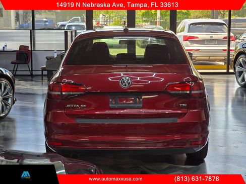 Used 2016 Volkswagen Jetta SE FWD image 10