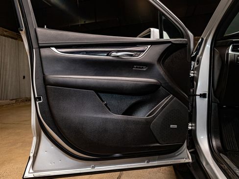 Used 2020 Cadillac XT5 Premium Luxury image 27