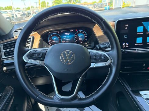 Used 2026 Volkswagen Atlas SE AWD/4WD image 16