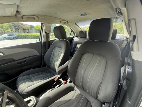 Used 2016 Chevrolet Sonic LT FWD image 13