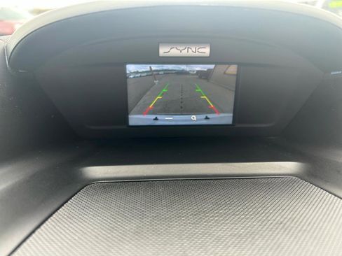 Used 2017 Ford Escape SE image 23