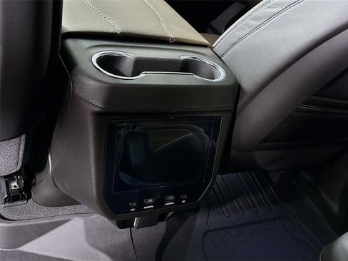 New 2026 GMC Yukon XL Denali Ultimate w/ LPO, Floor Liner Package AWD/4WD image 21