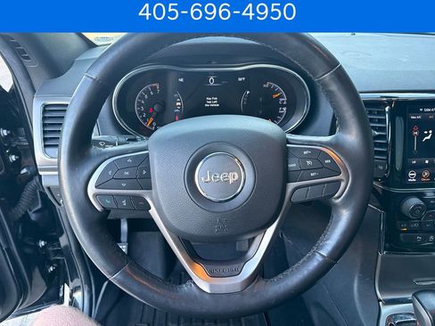 Used 2020 Jeep Grand Cherokee Limited AWD/4WD image 15