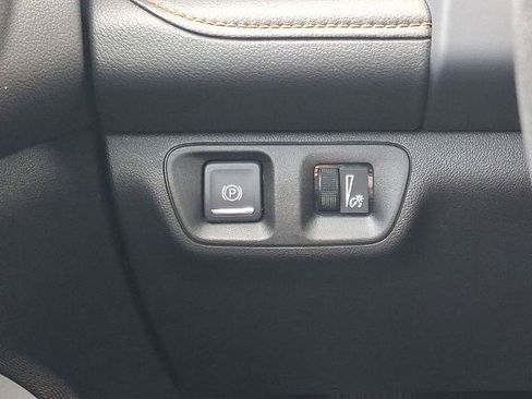 Used 2021 GMC Acadia AT4 AWD/4WD image 25