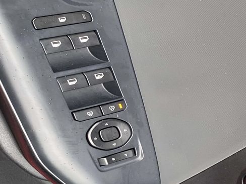 Used 2025 Kia K4 FWD image 25