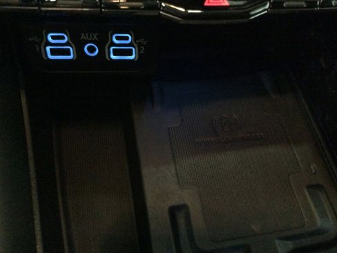 Used 2024 Dodge Durango R/T image 35