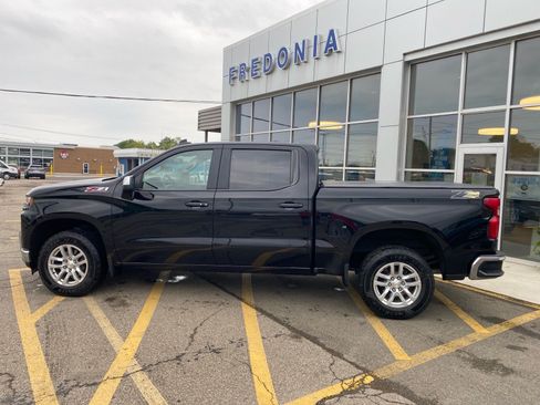 Used 2020 Chevrolet Silverado 1500 LT w/ All-Star Edition AWD/4WD image 3