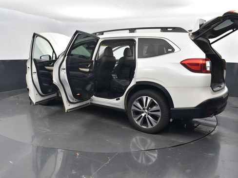 Used 2021 Subaru Ascent Limited image 32