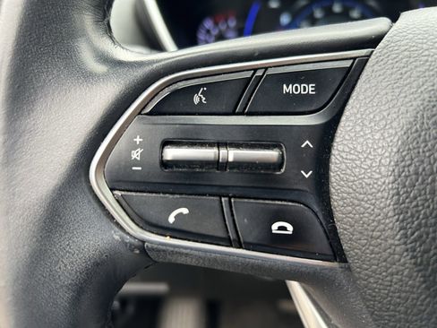 Used 2019 Hyundai Santa Fe Limited image 18