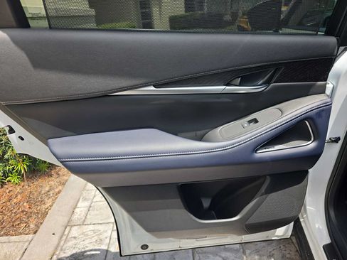Certified 2026 INFINITI QX60 Sport w/ Dark Cargo Package AWD/4WD image 9