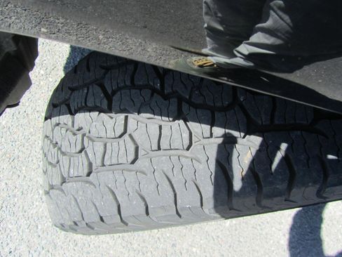 Used 2016 Toyota 4Runner Limited image 27