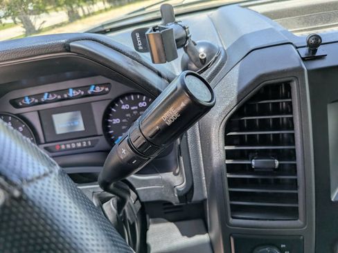 Used 2020 Ford F250 XL w/ Power Equipment Group AWD/4WD image 30