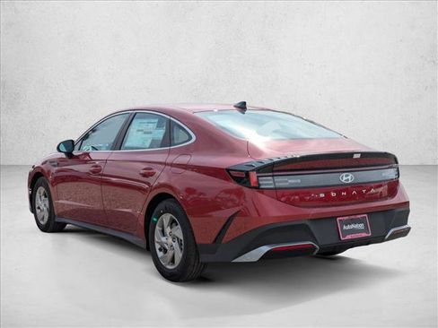 New 2025 Hyundai Sonata SE FWD image 8