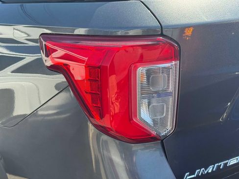 Used 2020 Ford Explorer Limited AWD/4WD image 9