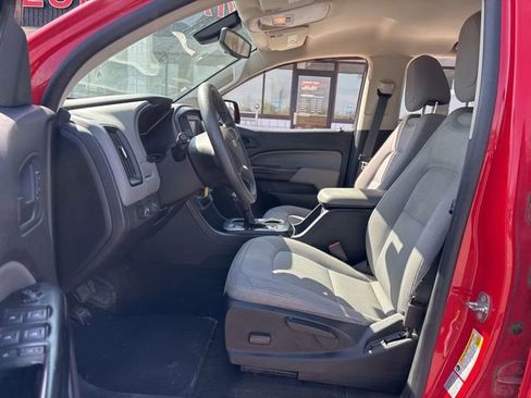 Used 2017 Chevrolet Colorado W/T AWD/4WD image 14