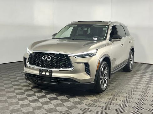 Used 2023 INFINITI QX60 Luxe w/ Cargo Package image 3