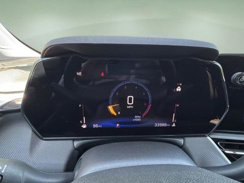 Used 2024 Chevrolet TrailBlazer LS FWD image 15