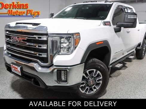 Used 2021 GMC Sierra 2500 SLE w/ SLE Value Package; AWD/4WD image 1