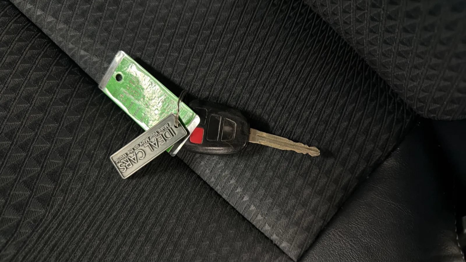 Used 2013 Toyota Camry SE FWD image 28