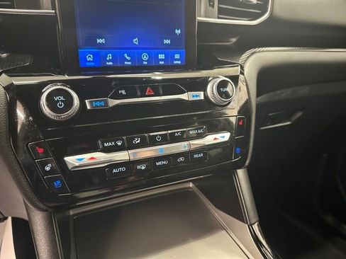 Used 2024 Ford Explorer ST w/ Equipment Group 401A image 35