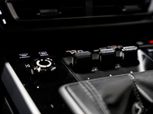 Used 2021 Porsche 911 Carrera S image 16