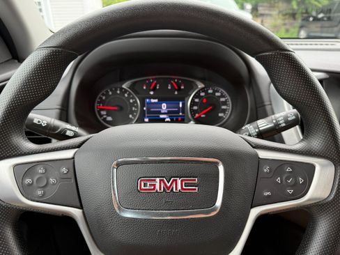 Used 2024 GMC Terrain SLE w/ Driver Convenience Package AWD/4WD image 25