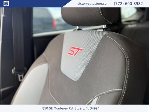 Used 2017 Ford Focus ST FWD image 40
