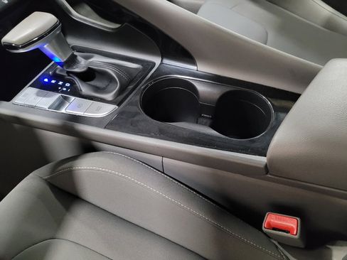 Used 2021 Hyundai Elantra SEL w/ Convenience Package FWD image 26