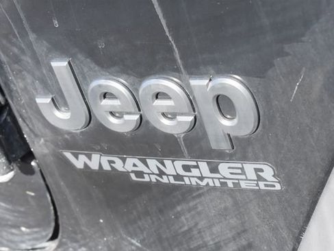 Used 2022 Jeep Wrangler Unlimited Sport image 11